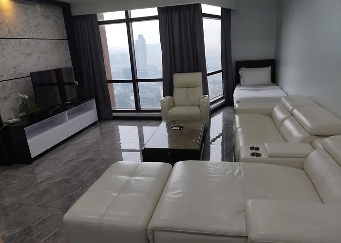 Times Square Super Suites Kl